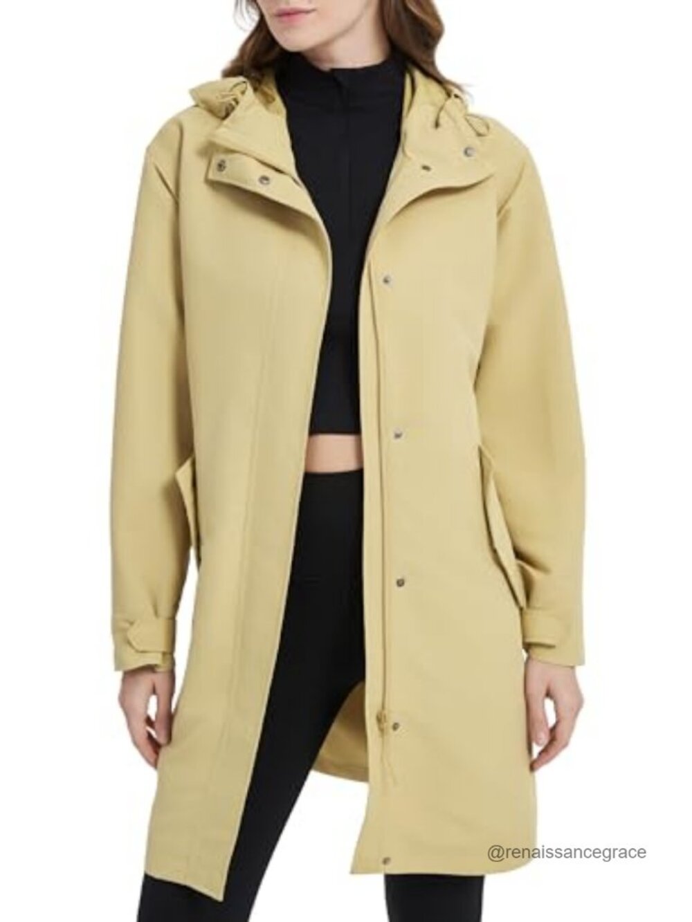 Orolay Women's Lightweight Water-Repellent Rain Jacket Hooded Windbreaker